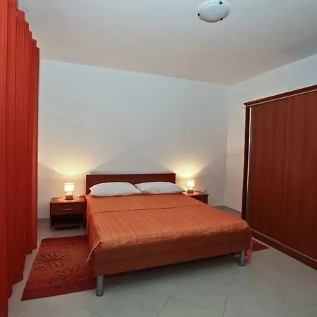 公寓 By The Sea Pakostane, Biograd - 14658