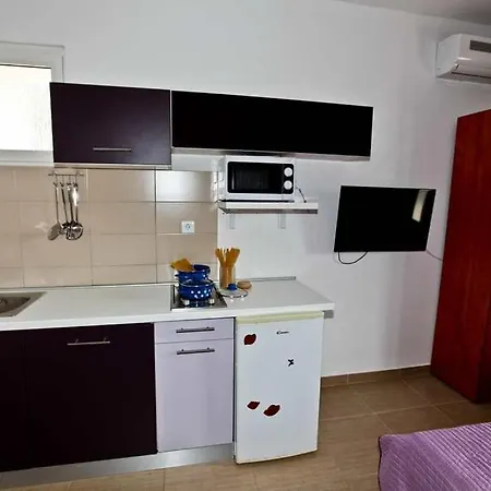 By The Sea Pakostane, Biograd - 14658 *