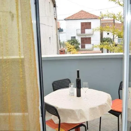 公寓 By The Sea Pakostane, Biograd - 14658 *
